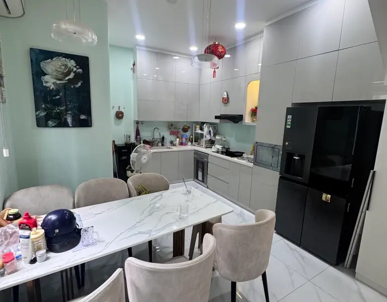 Nhà góc 2 mặt hẻm ô tô tiện nghi, quận trung tâm... Bán nhà riêng tại Nhiêu Lộc, Hồ Chí Minh 01