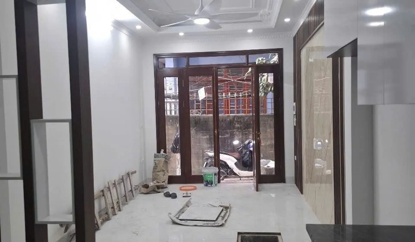 Bán nhà riêng 5 tầng tại phường Thanh Đàm, Hoàng Mai, Nhà mới, ngõ nông, gần ô tô tránh... Bán nhà riêng tại Lĩnh Nam, Hà Nội 01