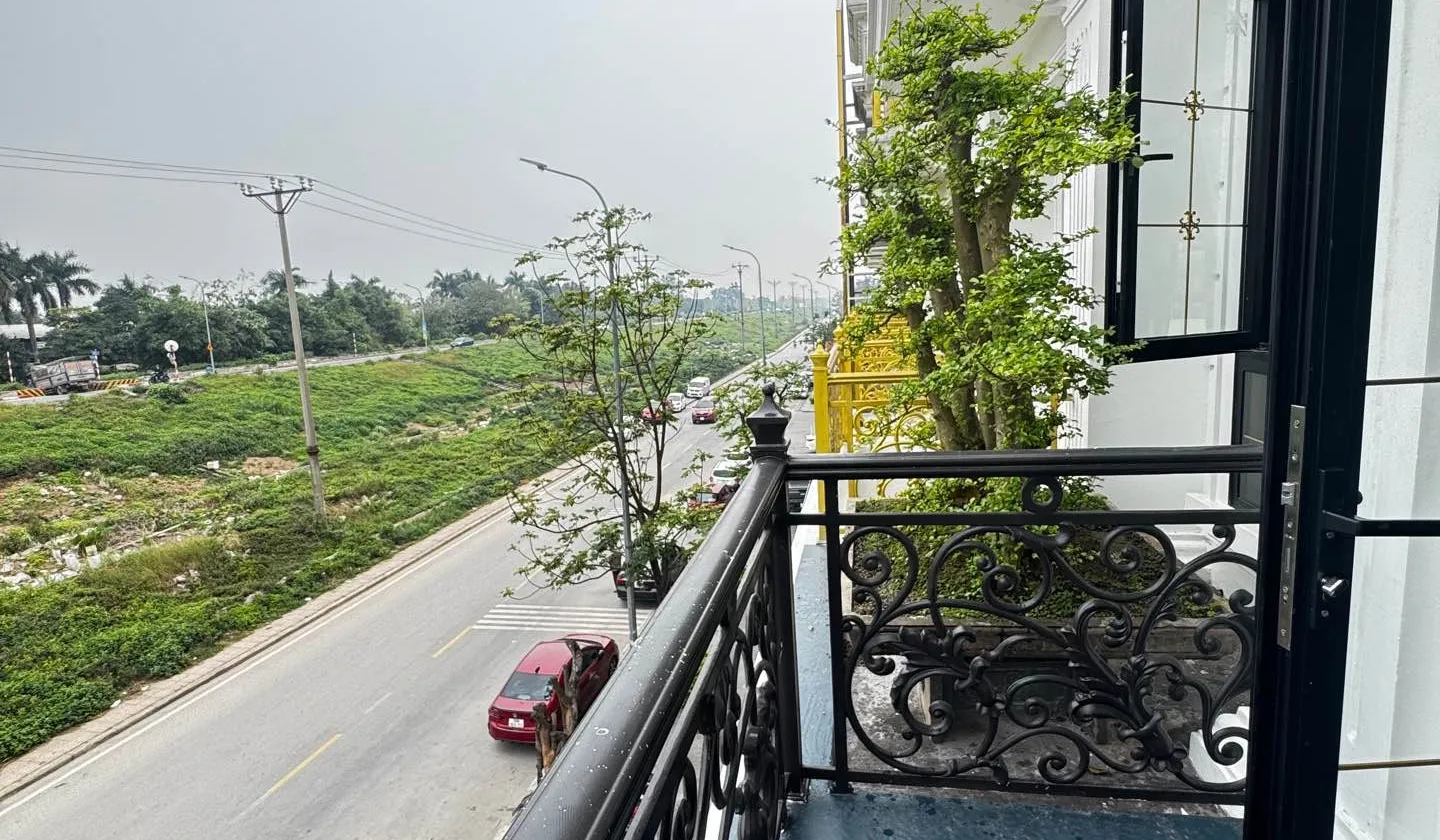 Bán gấp nhà View sông đẳng cấp tại Gia Thượng – Ô tô dừng tránh ngày đêm... Bán biệt thự, liền kề tại Việt Hưng, Hà Nội 01