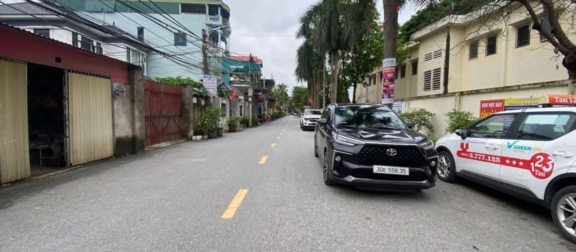 BIỆT THỰ 101M – MT 6,5M – Ô TÔ TRÁNH – TRUNG TÂM MÊ LINH
🏡 Nhà dân xây 3,5 tầng, sân rộng, nhiều p... Bán nhà riêng tại Quang Minh, Hà Nội 01