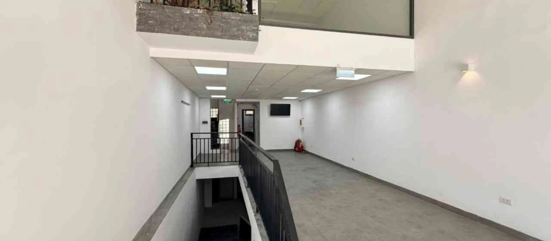 Nhà mặt phố Tây Hồ 7 tầng, 85m2 phù hợp ở và kinh doanh... Bán nhà mặt phố tại Tây Hồ, Hà Nội 01