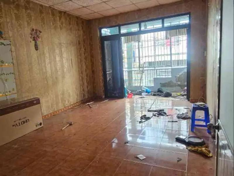 Bán nhà 2 tầng 3 phòng ngủ tại Phường Phú Thuận, Quận 7... Bán nhà riêng tại Phú Thuận, Hồ Chí Minh 01