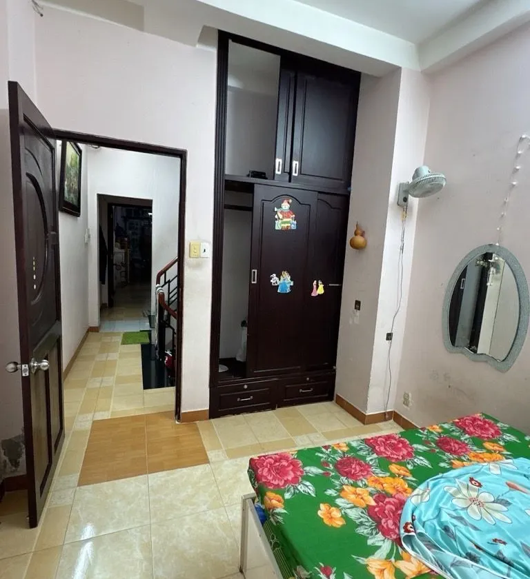 💥💥BÁN NHÀ 3 TẦNG💥💥 HẺM XE HƠI
🏡186m2 Sd x 4PN 3Wc
💥Giá 10.XT🌹
👍Vào Ở Ngay
🌎Nguyễn Khuyến,... Bán nhà riêng tại Bình Thạnh, Hồ Chí Minh 01