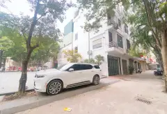 SIÊU PHẨM KHUẤT DUY TIẾN - PHÂN LÔ Ô TÔ TRÁNH- THANG MÁY- NGÕ THÔNG- THOÁNG TRƯỚC SAU... Bán nhà riêng tại Thanh Xuân, Hà Nội 06