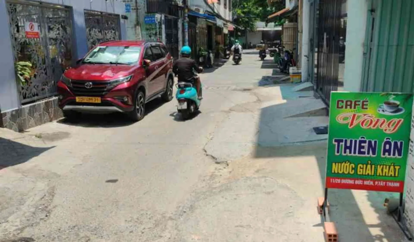 Bán Chdv 4 tầng phố Tây Thạnh, 24 phòng dịch vụ có mặt bằng kinh doanh, 5.4x36m.... Bán nhà riêng tại Tây Thạnh, Hồ Chí Minh 01