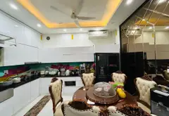 Nhà lô góc 5 tầng thang máy, nội thất đỉnh, ngõ thông tại Yên Lạc... Bán nhà riêng tại Vĩnh Tuy, Hà Nội 06