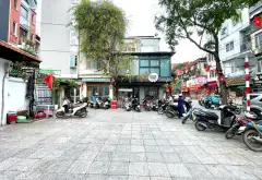 Bán nhà mặt phố đắc địa quận Ba Đình, diện tích rộng, vị trí kinh doanh lý tưởng... Bán nhà mặt phố tại Ngọc Hà, Hà Nội 08