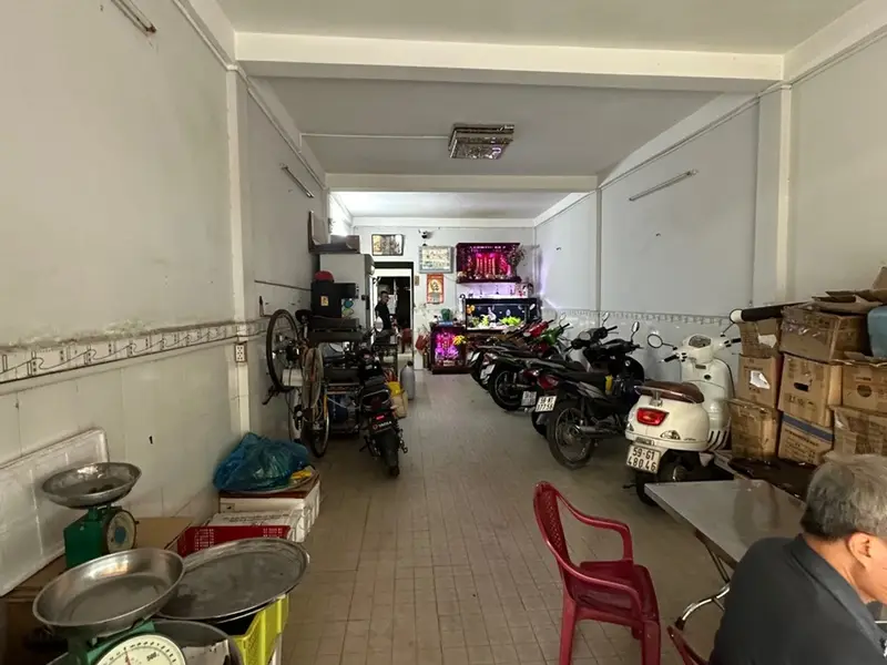 Bán nhà mặt phố 4 tầng tại phường Bình Tiên, Hồ Chí Minh... Bán nhà mặt phố tại Bình Tiên, Hồ Chí Minh 01