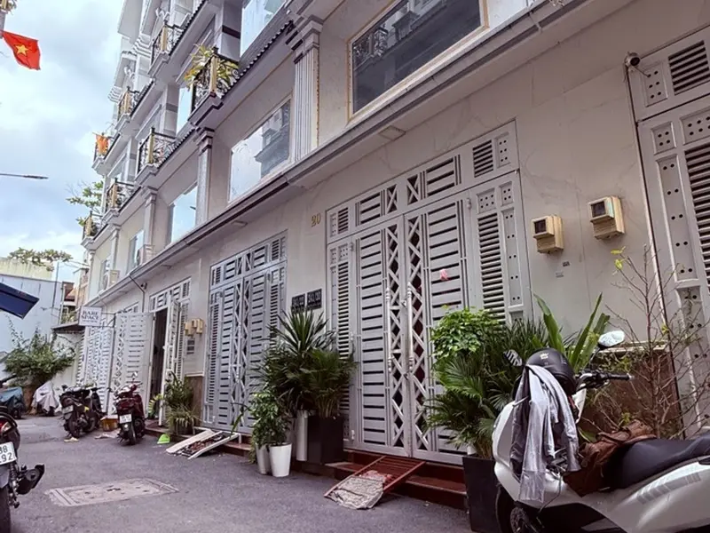 Nhà Riêng 5 Tầng Sang Trọng Giữa Trung Tâm Quận 8, Không Gian Sống Riêng Tư Đẳng Cấp... Bán nhà riêng tại Bình Đông, Hồ Chí Minh 01
