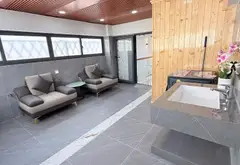 Nhà 5 tầng mặt tiền rộng tại Gò Vấp, thiết kế hiện đại, đầy đủ tiện nghi... Bán nhà riêng tại Thông Tây Hội, Hồ Chí Minh 05