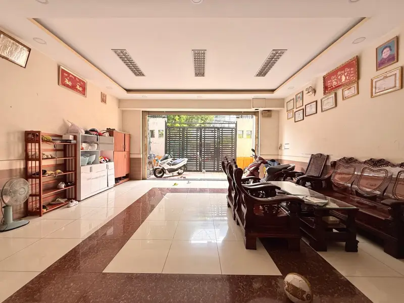 322m _ Nhà 5 Tầng _ ngang 6.5 _ Mặt tiền _ Tô ký... Bán nhà riêng tại Trung Mỹ Tây, Hồ Chí Minh 01