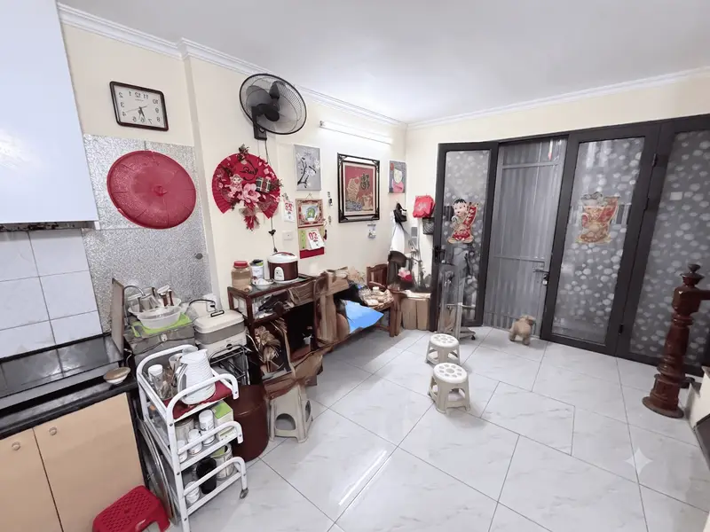 Bán nhà Định Công Thượng, Hoàng Mai, 25m2, 5.5 tỷ, căn góc, thông kinh doanh, 30m ra phố... Bán nhà riêng tại Định Công, Hà Nội 01