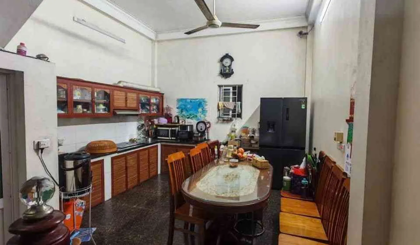 Bán nhà 4 tầng 45.8m2 hướng Đông Nam tại Long Biên, giá 9 tỷ... Bán nhà riêng tại Long Biên, Hà Nội 01