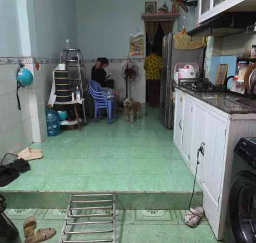 Nhà 2 mặt tiền, 2 tầng ngay cầu Hậu Giang, 3 phòng ngủ... Bán nhà riêng tại Bình Phú, Hồ Chí Minh 01