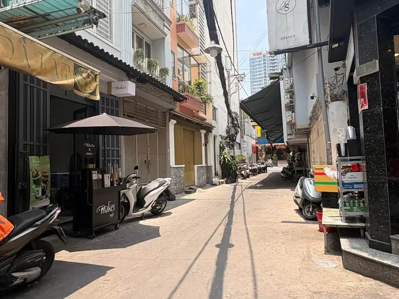 Bán nhà 5 tầng có thang máy khu vực trung tâm Quận 10, Đồng Nai, giá tốt... Bán nhà riêng tại Hòa Hưng, Hồ Chí Minh 01