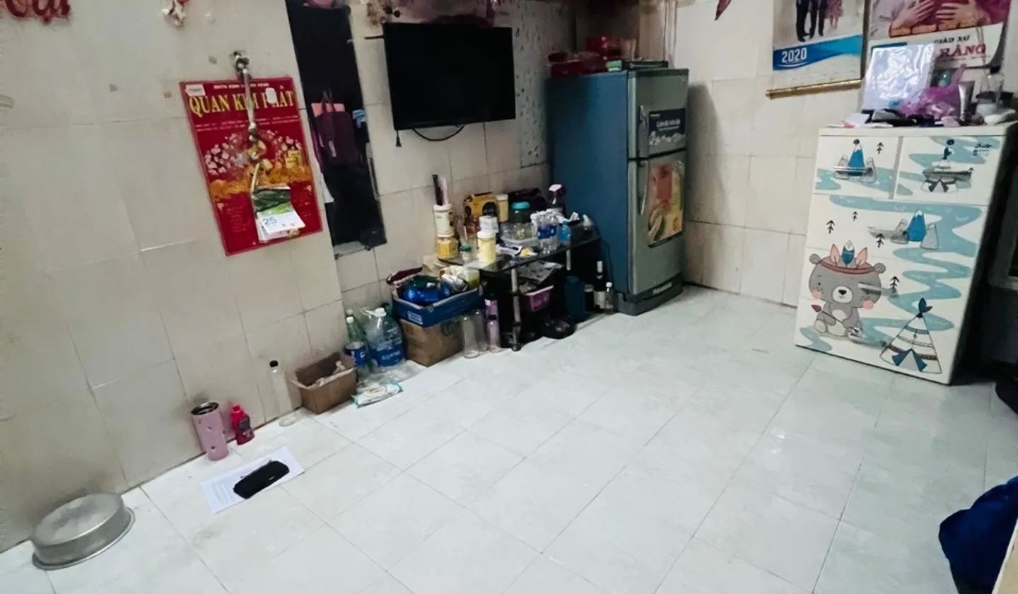 Nhà 2 tầng 19.8m² giá 2.4 tỷ tại Quận 10 gần Cư Xá Bắc Hải... Bán nhà riêng tại Hòa Hưng, Hồ Chí Minh 01