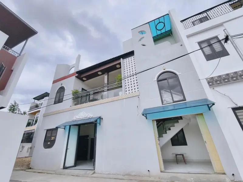 Nhà đẹp 3 tầng Tôn Đản - Ô tô vào tận nơi, rộng 80m²... Bán nhà riêng tại Cẩm Lệ, Đà Nẵng 01
