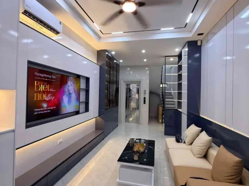 Nhà 6 tầng gần Hồ Tây, ngõ thông, thiết kế hiện đại, thang máy... Bán nhà riêng tại Tây Hồ, Hà Nội 01