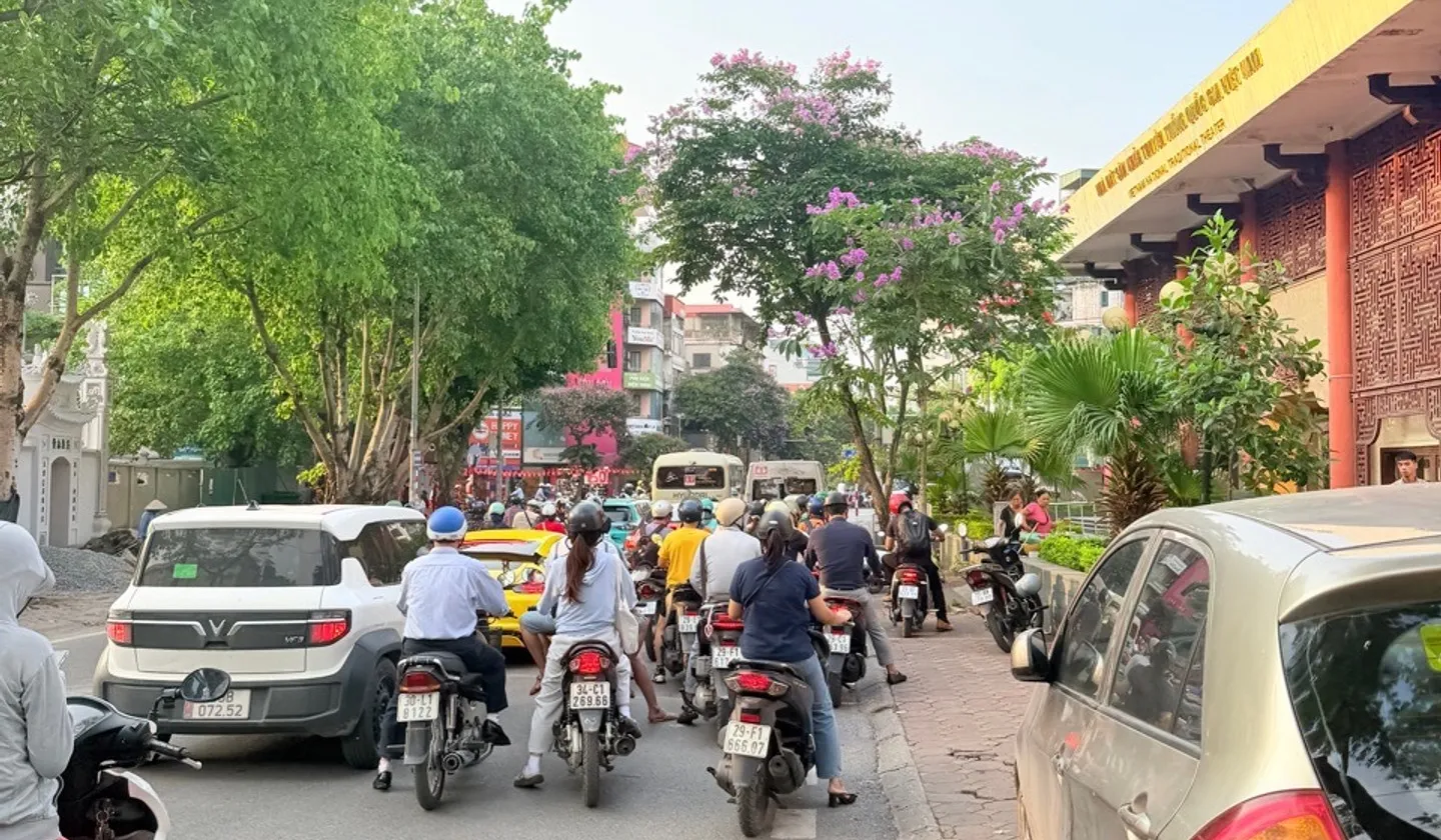 Bán nhà riêng tại Giang Văn Minh, Ba Đình, mặt tiền rộng với 2 phòng ngủ... Bán nhà riêng tại Ngọc Hà, Hà Nội 01