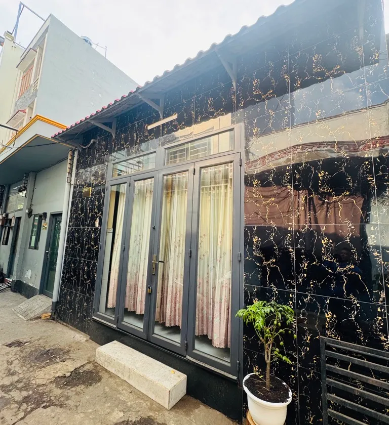 Bán nhà rộng mặt tiền tại phường Tân Hòa Đông, Quận 6, diện tích lớn giá hấp dẫn... Bán owner_side tại Phú Lâm, Hồ Chí Minh 01