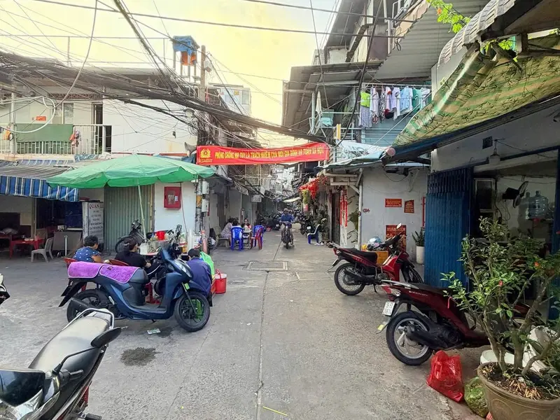 Bán nhà mặt phố quận 3 với 8 phòng ngủ, tiềm năng kinh doanh ổn định... Bán nhà mặt phố tại Bàn Cờ, Hồ Chí Minh 01