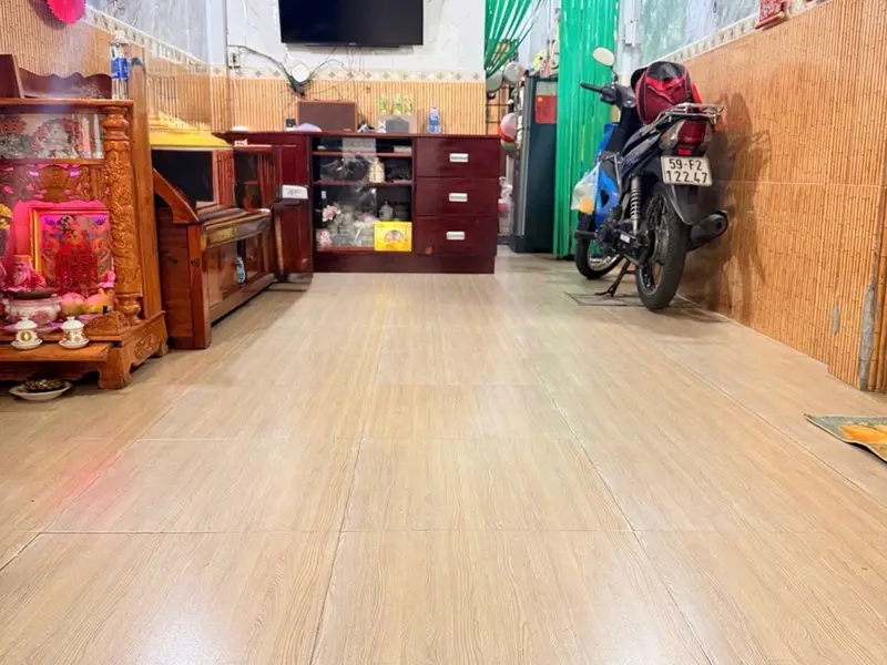 Nhà 2 Tầng Hẻm Xe Hơi An Ninh Tốt, Giá Quá Hấp Dẫn Tại Quận 3... Bán nhà riêng tại Nhiêu Lộc, Hồ Chí Minh 01