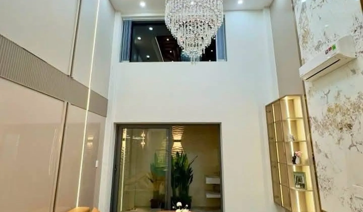 Nhà 5 tầng mặt tiền 4m ô tô tránh tại phường Thới An, Quận 12... Bán nhà riêng tại Thới An, Hồ Chí Minh 01