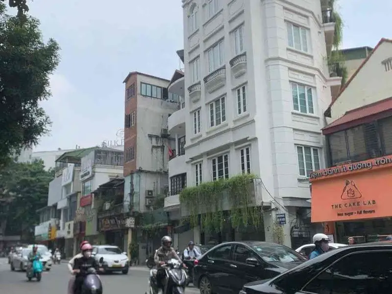 SỞ HỮU 95M² QUỸ ĐẤT HIẾM DUY NHẤT CÒN SÓT LẠI GIỮA LÒNG PHỐ CỔ HOÀN KIẾM - XÂY TOÀ APARTMENT HÁI... Bán đất tại Cửa Nam, Hà Nội 01
