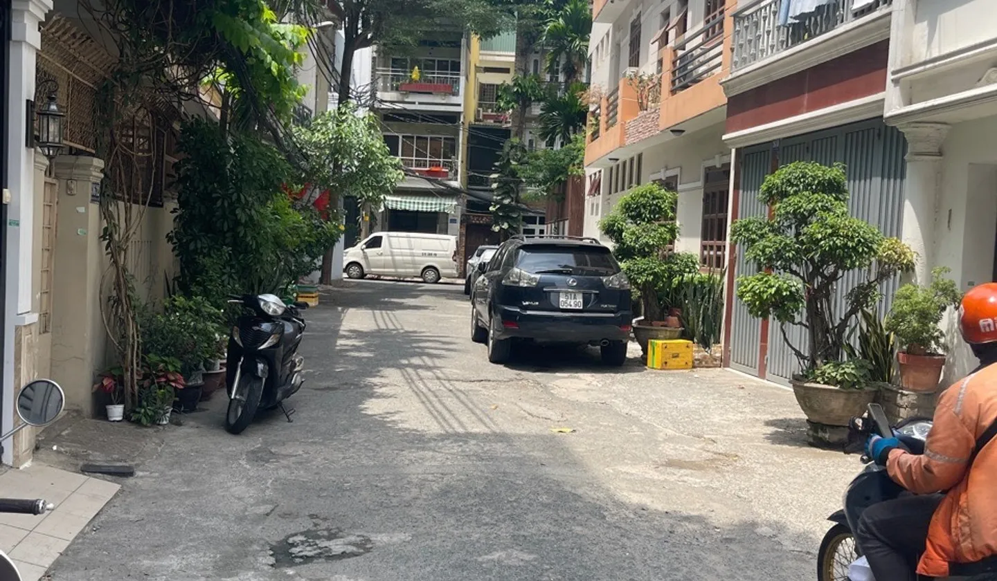 Bán nhà 2 tầng 147m2 khu Yên Thế Tân Bình giá 33 tỷ... Bán nhà riêng tại Tân Sơn Hòa, Hồ Chí Minh 01