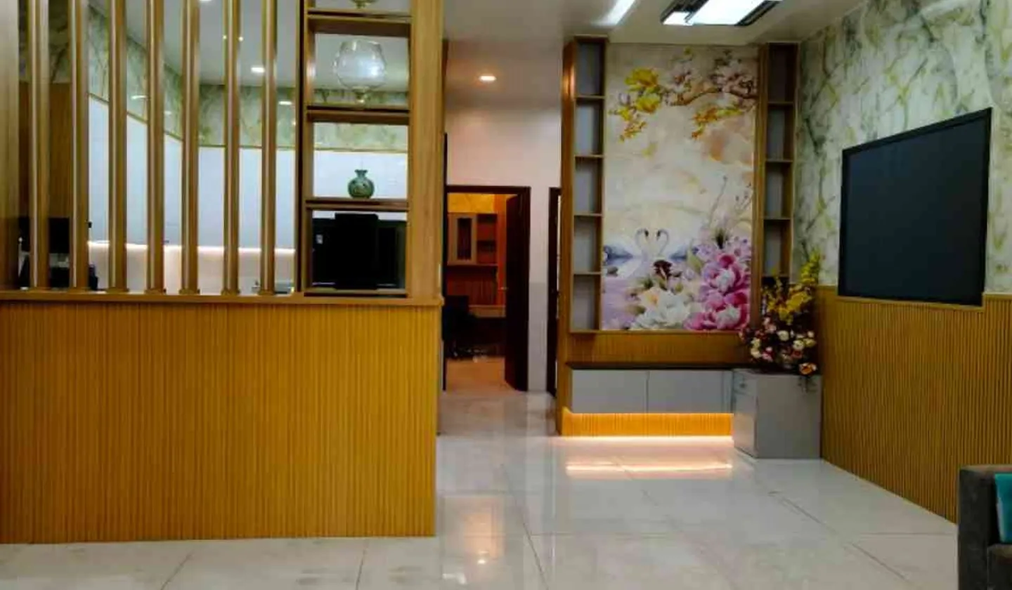 Nhà riêng hai tầng rộng rãi tại trung tâm Quận 6 với 6 phòng ngủ... Bán nhà riêng tại Bình Tiên, Hồ Chí Minh 01
