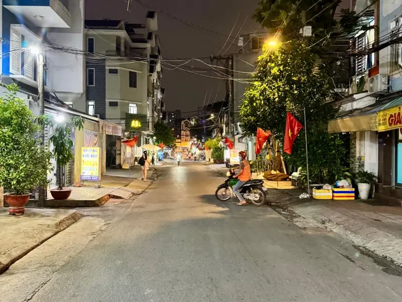 Cơ hội hiếm có! Nhà mới 3 tầng hẻm rộng kinh doanh đỉnh tại quận Tân Bình... Bán nhà riêng tại Tân Sơn, Hồ Chí Minh 01