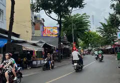 Ngay khu Ẩm thực Vĩnh Khánh - 3 Tầng - Nhỉnh 1 tỷ - Shr... Bán nhà riêng tại Khánh Hội, Hồ Chí Minh 03