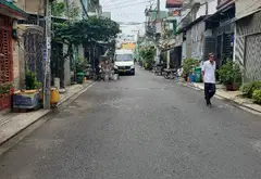 BÁN NHÀ SÁT TÂ.N HÒA ĐÔN.G - NGÃ TƯ 4 XÃ - ĐƯỜNG XE TẢI - NH ( 5.5X23M )... Bán nhà riêng tại Bình Trị Đông, Hồ Chí Minh 01