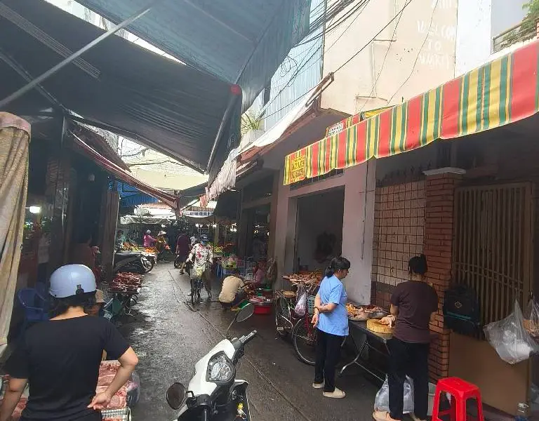 Nhà 3 tầng 4 phòng ngủ gần chợ Trần Hữu Trang, Phú Nhuận... Bán nhà riêng tại Phú Nhuận, Hồ Chí Minh 01