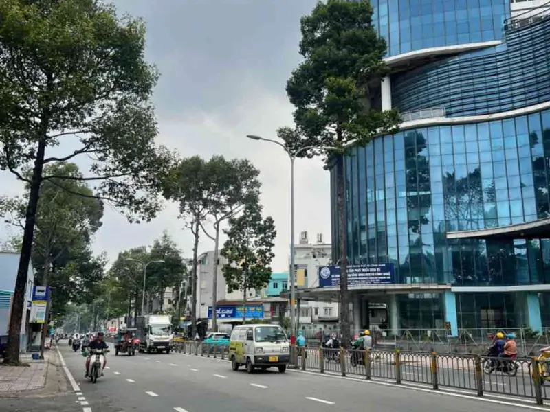 🚗 Vị trí mặt tiền kinh doanh sầm uất, tuyến đường huyết mạch trung tâm Quận 11.... Bán nhà mặt phố tại Minh Phụng, Hồ Chí Minh 01