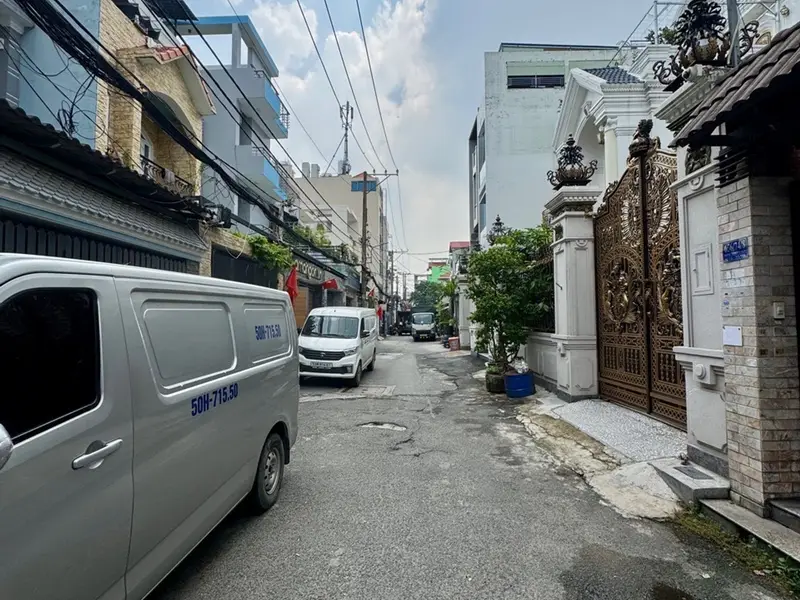 🏠 NHÀ 4 TẦNG – HẺM 6M THÔNG – 5×21.2M – GIÁ 13.9 TỶ
• Diện tích: 5m × 21.2m, sổ vuông đẹp.... Bán nhà riêng tại Thông Tây Hội, Hồ Chí Minh 01