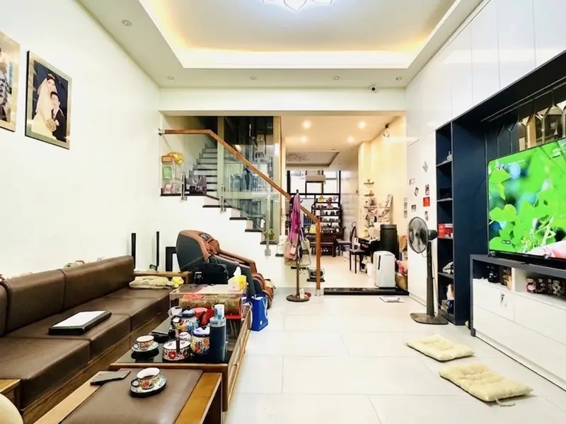 Cơ hội sở hữu nhà 6 tầng trung tâm Long Biên với gara ô tô và thang máy... Bán nhà riêng tại Bồ Đề, Hà Nội 01