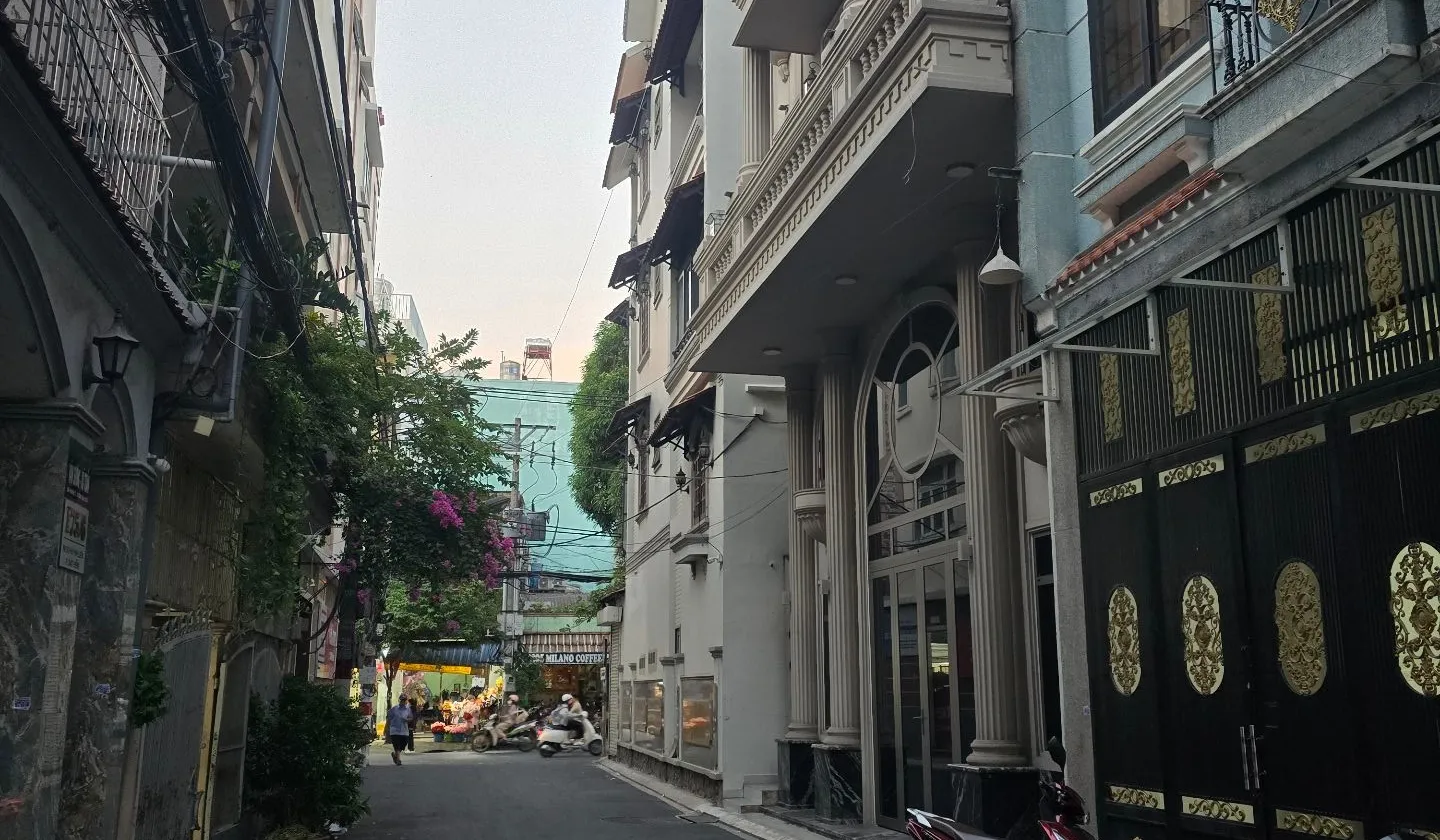 Bán nhà riêng 3 tầng 59m2 tại Tân Bình, hẻm xe tải, cho thuê 15 triệu/tháng... Bán nhà riêng tại Bảy Hiền, Hồ Chí Minh 01