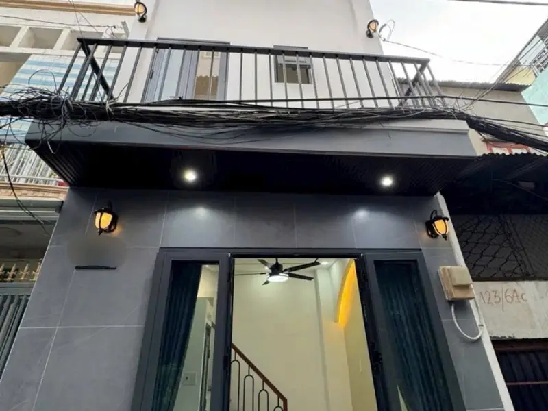 Nhà đẹp, tiện nghi ngay quận Tân Bình... Bán nhà riêng tại Tân Hòa, Hồ Chí Minh 01