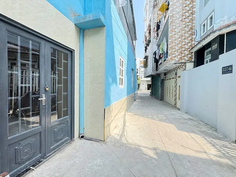 BÁN NHÀ CẤP 4, 2 MẶT HẺM LÝ THÁI TỔ, GẦN VẠN HẠNH MALL, NGANG 5M HIẾM QUẬN 10, SHR... Bán nhà riêng tại Vườn Lài, Hồ Chí Minh 01