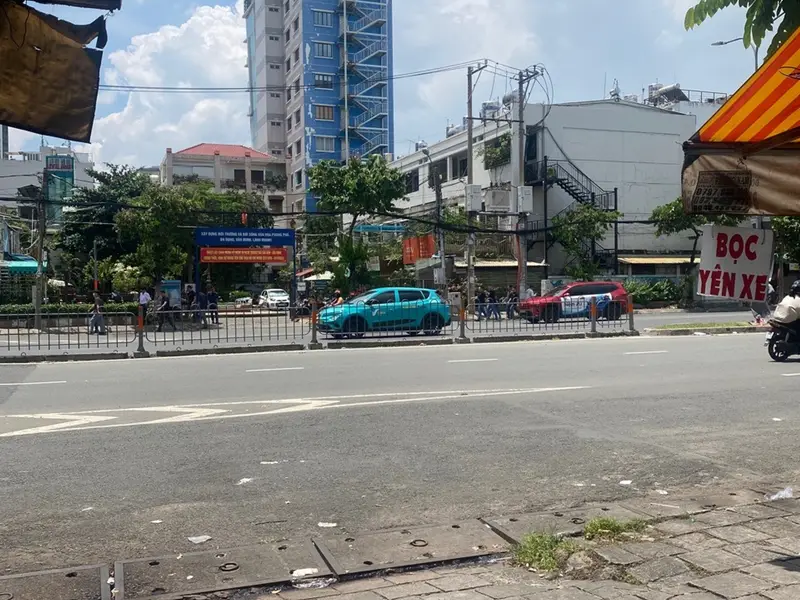 Đối diện Cư Xá Ngân Hàng - Nhà 4 tầng - Nhỉnh 5 tỷ - 3Pn - Hoàn công đủ... Bán nhà riêng tại Khánh Hội, Hồ Chí Minh 01