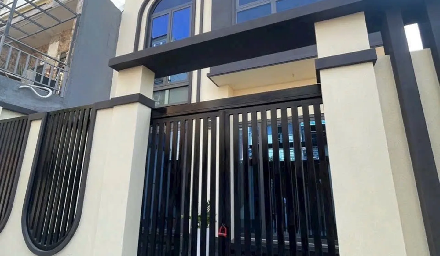 Villa sang trọng 5PN tại Thảo Điền, thiết kế mới 100%... Bán nhà riêng tại An Khánh, Hồ Chí Minh 01