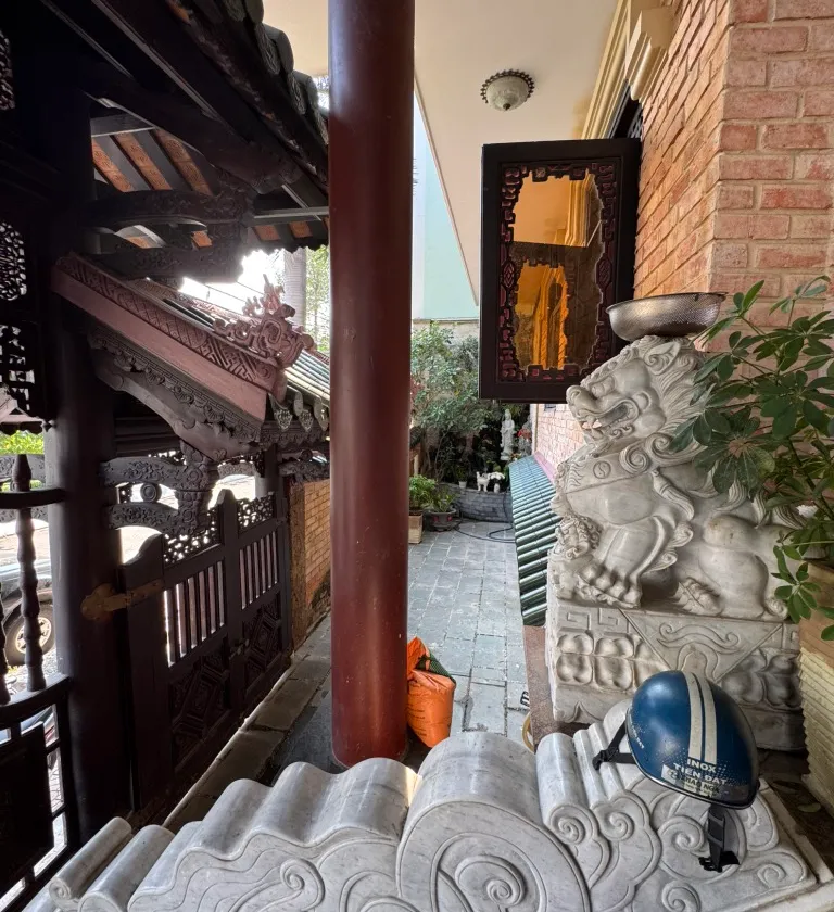 Bán biệt thự gỗ Lim 3 tầng, diện tích 188m² tại quận 6... Bán nhà mặt phố tại Bình Phú, Hồ Chí Minh 01