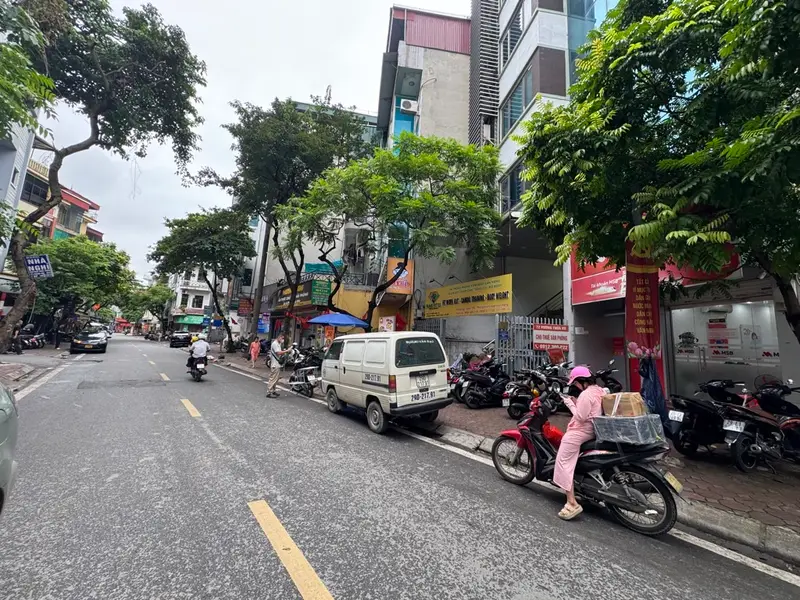 Nhà 6 tầng mặt phố Vương Thừa Vũ, mặt tiền 4.5m, vỉa hè thânh thang, kinh doanh sầm uất, 46 tỷ... Bán nhà mặt phố tại Khương Đình, Hà Nội 01