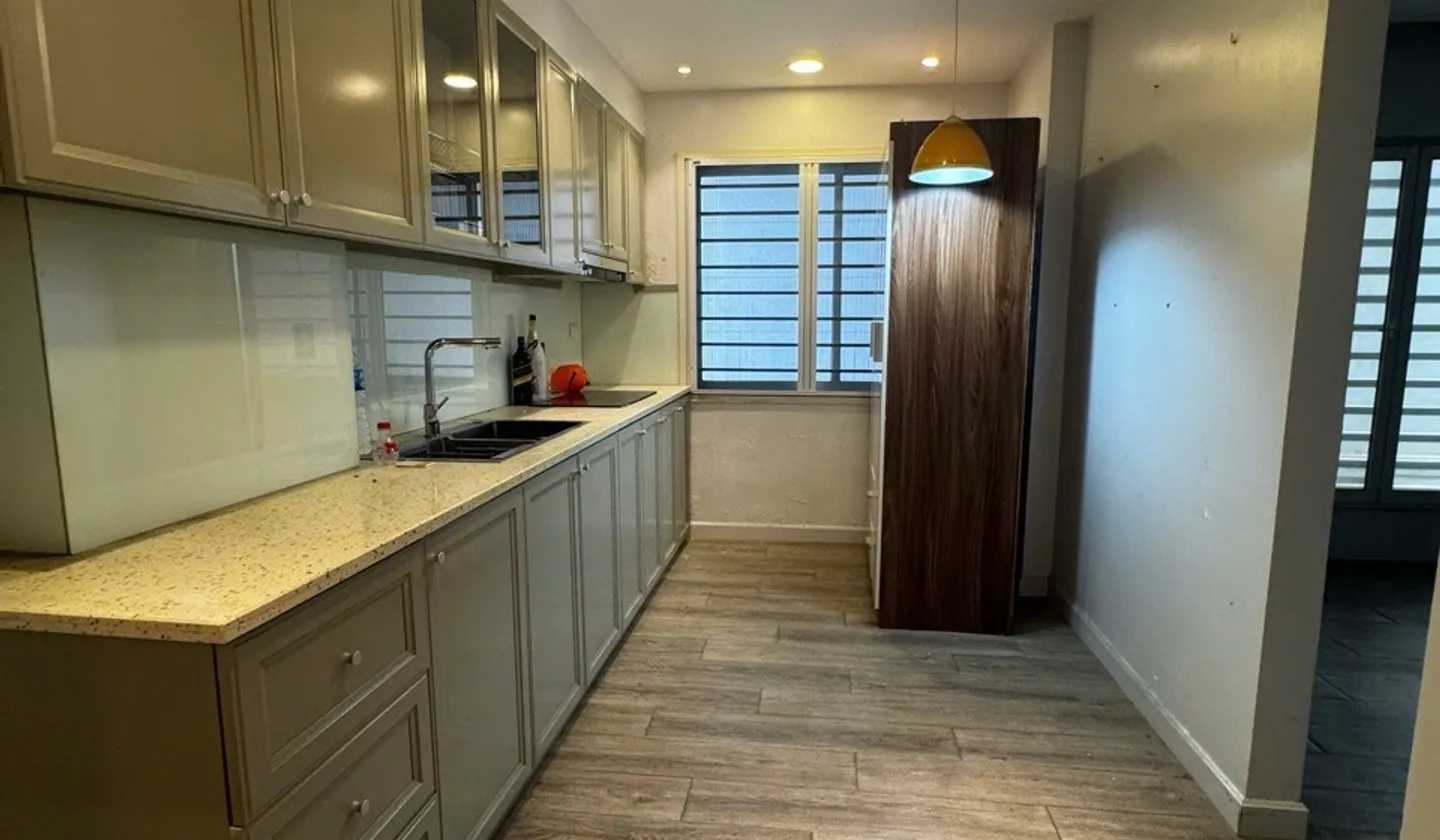 Bán nhà lô góc 5 tầng thoáng mát tại Ba Đình, diện tích 57m²... Bán nhà riêng tại Giảng Võ, Hà Nội 01