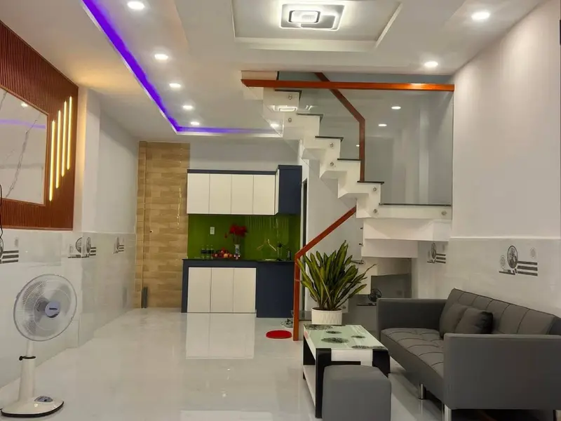 Cơ hội sở hữu nhà 2 tầng vị trí đắc địa tại Bình Tân với giá hấp dẫn... Bán nhà riêng tại Bình Tân, Hồ Chí Minh 01