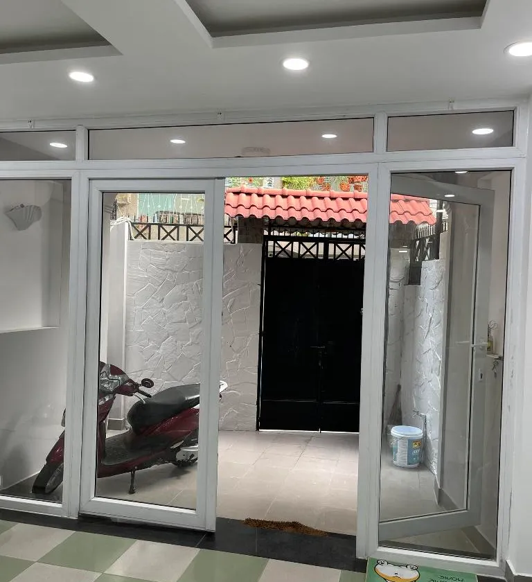Nhà 62m2, 4 lầu, 5m đến mặt tiền Duy Tân, PN. Thiết kế hiện đại, 2 mặt hẻm thoáng mát, tiện ở và KD... Bán nhà riêng tại Cầu Kiệu, Hồ Chí Minh 01