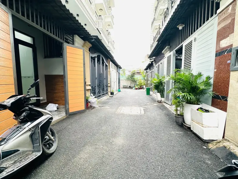 Nhà 5 tầng hiện đại tại Bùi Quang Là, sẵn sàng dọn vào ở... Bán nhà riêng tại An Hội Tây, Hồ Chí Minh 01
