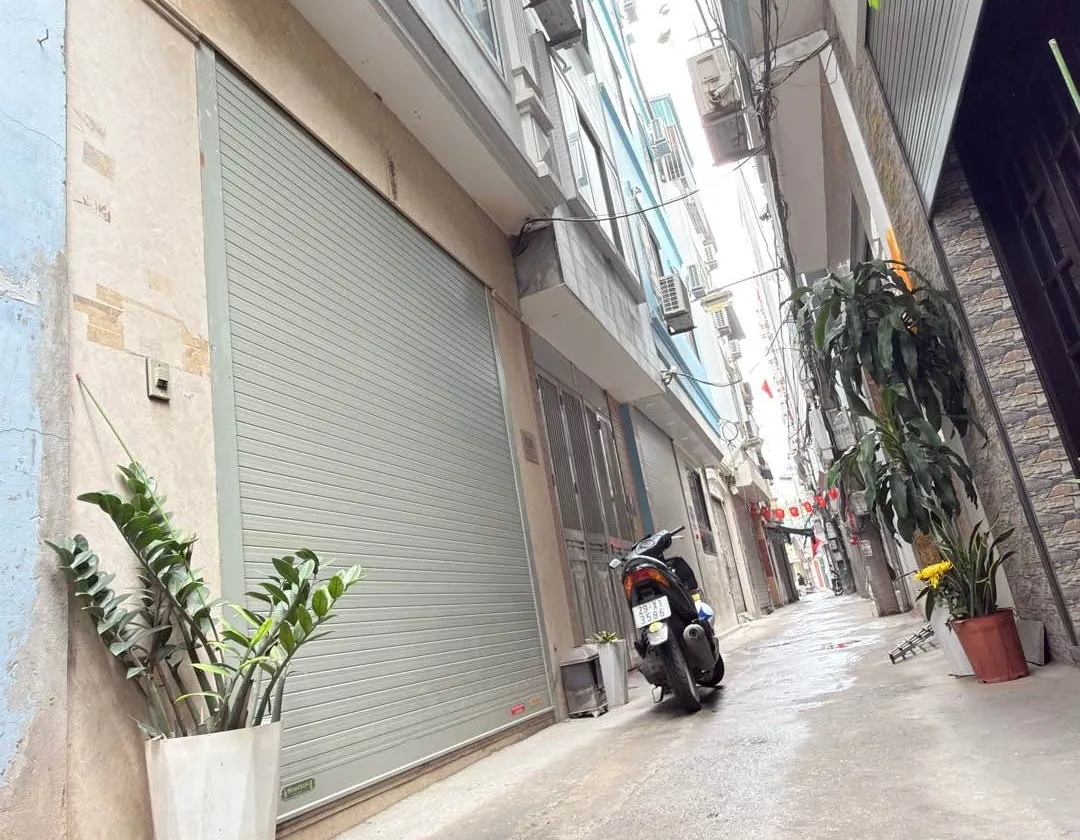 Nhà 5 Tầng Đẹp tại Cầu Giấy, Tặng Nội Thất, Ô Tô Đỗ Cửa... Bán nhà riêng tại Cầu Giấy, Hà Nội 01