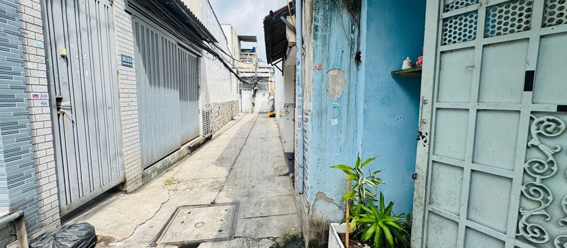 Cơ hội hiếm có: Nhà riêng Quận 8 giá chỉ 3,9 tỷ, diện tích rộng, pháp lý minh bạch... Bán nhà riêng tại Bình Đông, Hồ Chí Minh 01